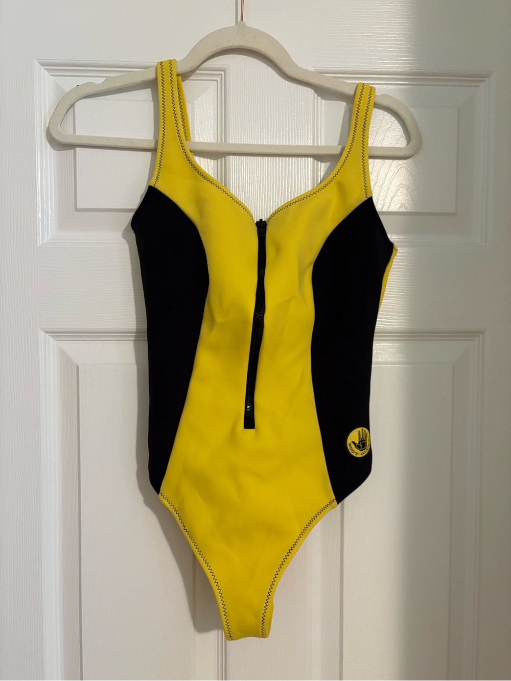 Body glove one piece swimsuit size M